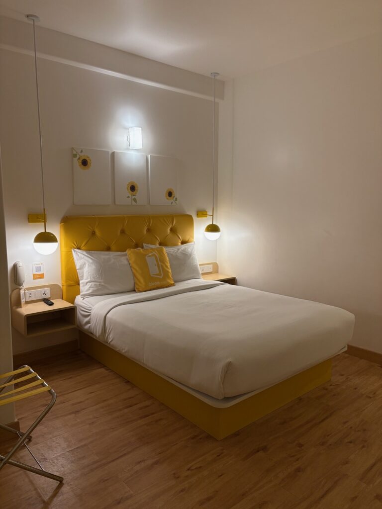 Clean Superior Queen Room bed and interiors at Bloom Hotel Brookefield